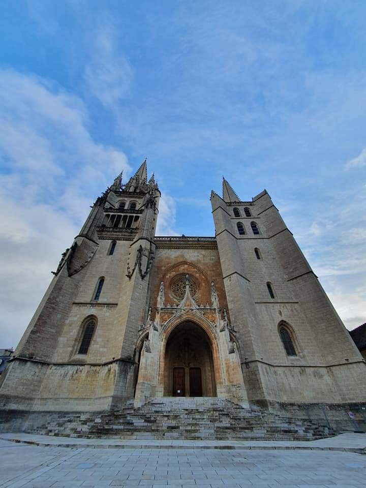 La basilique-cathédrale Notre-Dame-et-Saint-Privat de Mende