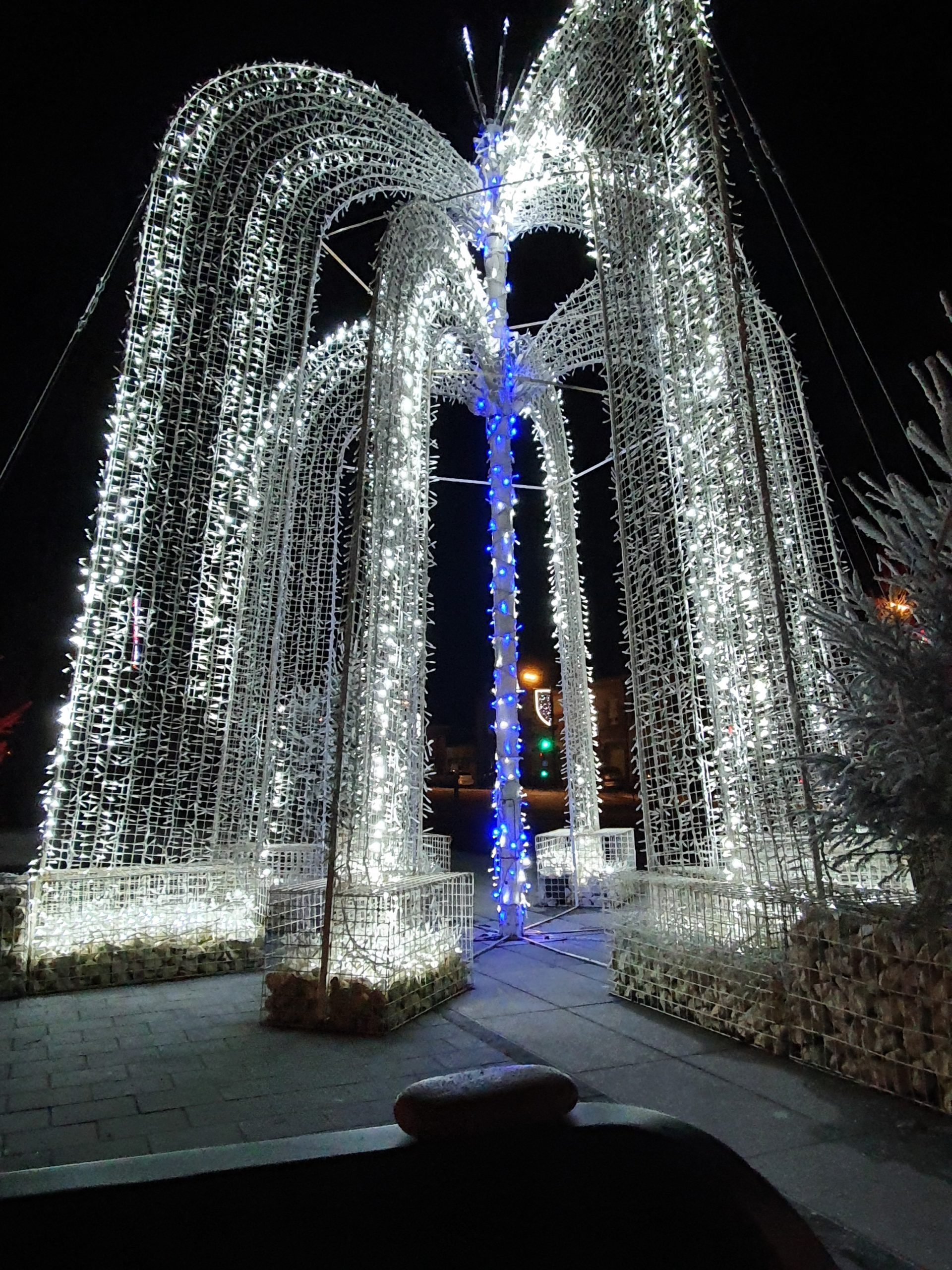 La magnifique fontaine de lumière à Liévin
