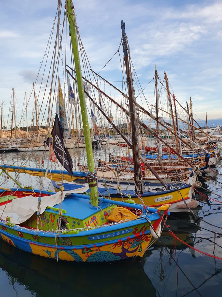 Les voiliers au port de Sanary