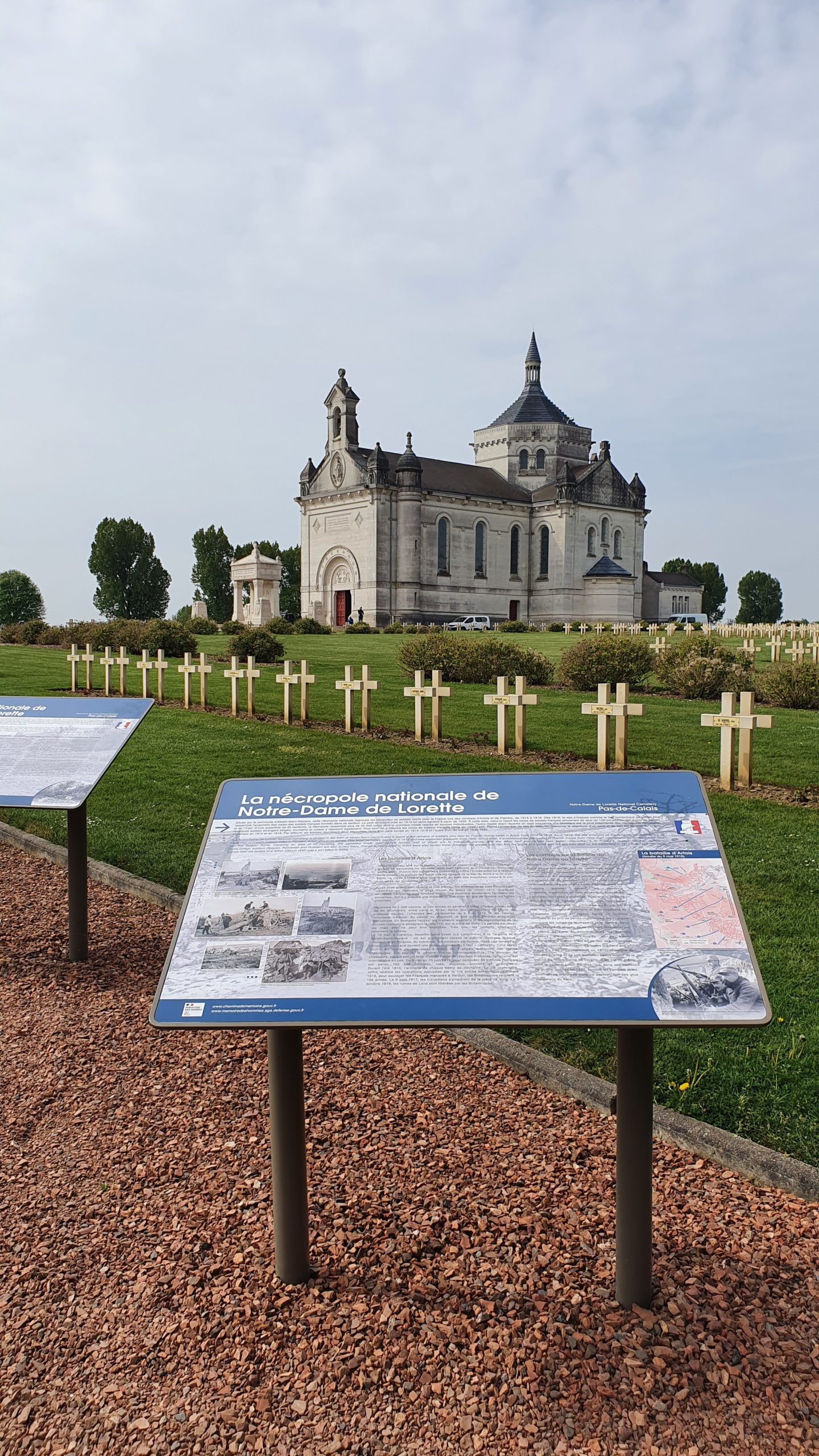 La nécropole nationale de Notre-Dame de lorette