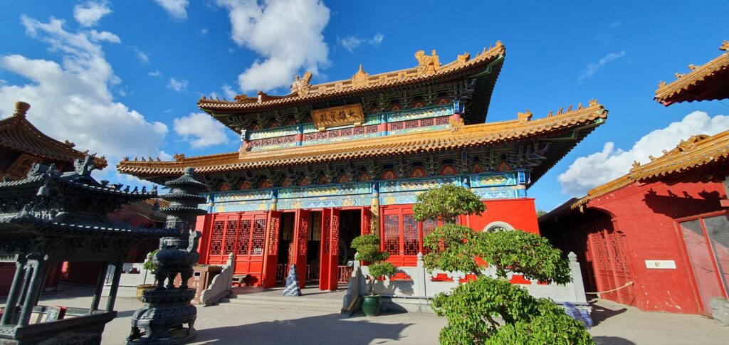 Le temple bouddhiste à Pairi Daiza : une vue extérieure